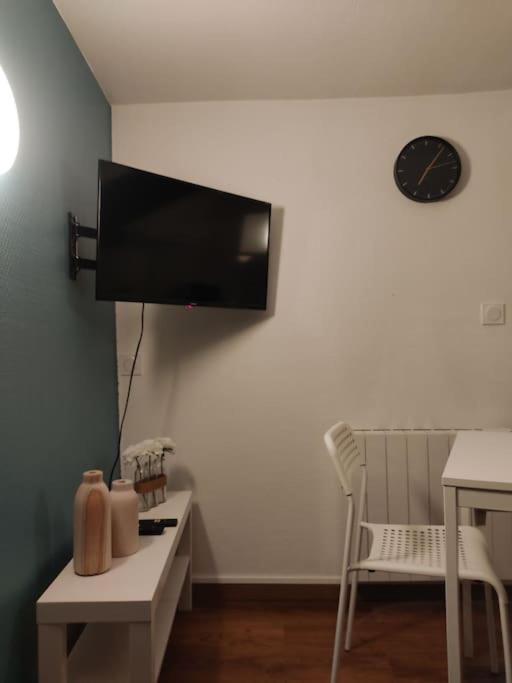 Studio Remois - Wifi/Netflix Reims Eksteriør billede